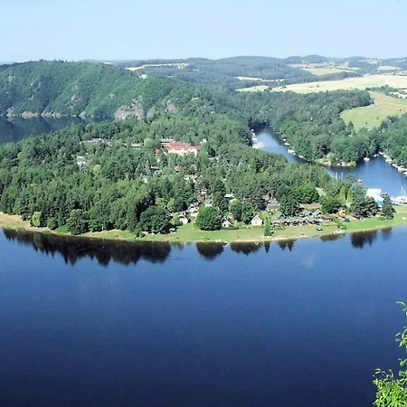 Semesterbostad Chata Slapy - Primo U Plaze Zdan Slapy (Prague-West)